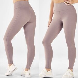 Fabletics high waisted Heatherknit performance leggings 7/8 length size M